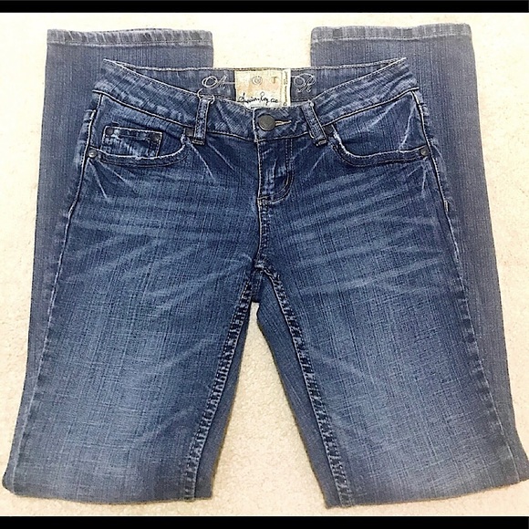 🔥EUC AMERICAN RAG PREMIUM DISTRESSED DENIM VERY CUTE BOOT CUT SEXY FIT WORN 1X - Picture 9 of 16